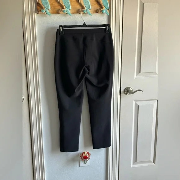 Lululemon On The Move Pants - Picture 5 of 5